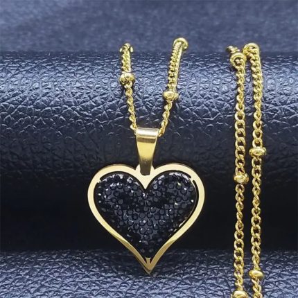 Collar Corazón con Cristales Negros en Acero Inoxidable 316L baño de oro 18k