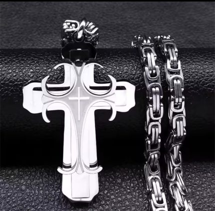 Collar de Cruz Imponente "Glorious" color plata Acero Inoxidable 316L